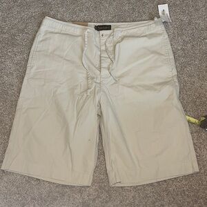NWT timberland shorts khaki